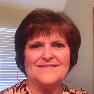 Meet your Posher, Paula